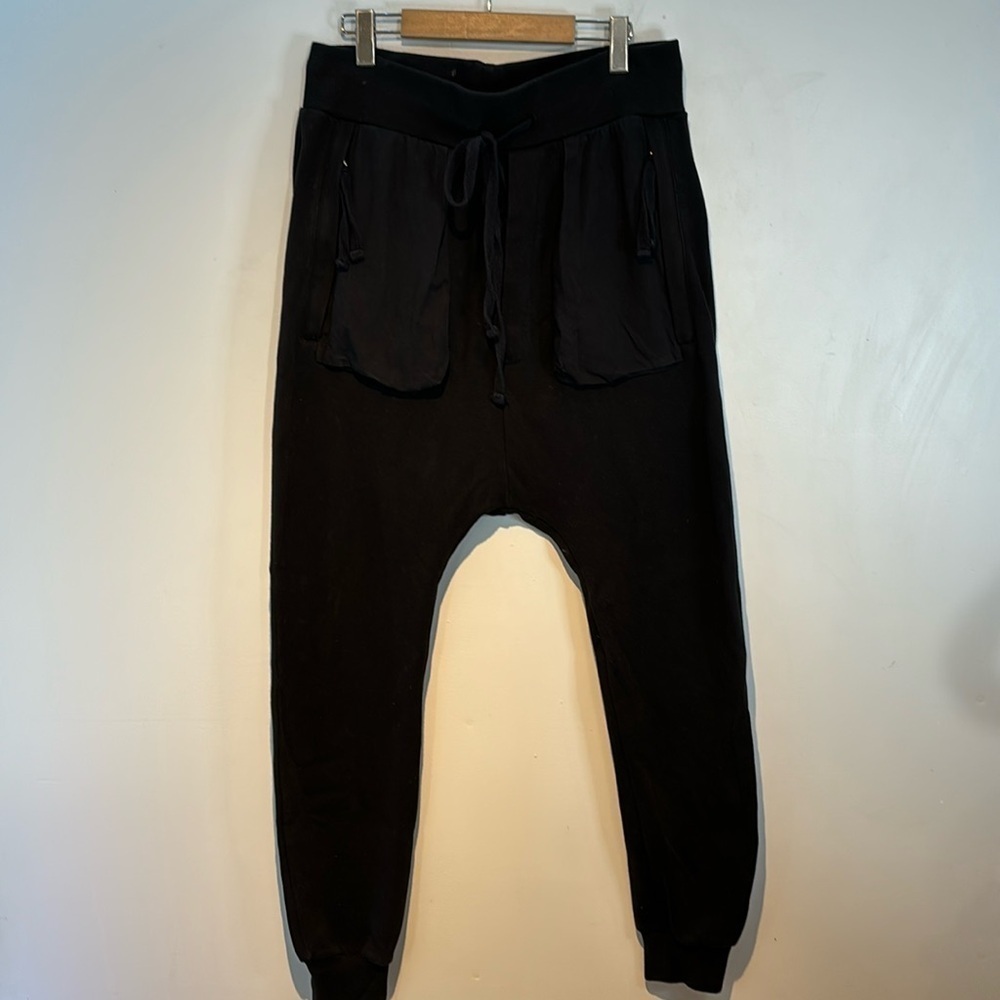 Thom/Krom men’s black dropped crotch drawstring joggers with pockets size medium